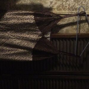 Avon Leopard Chemise